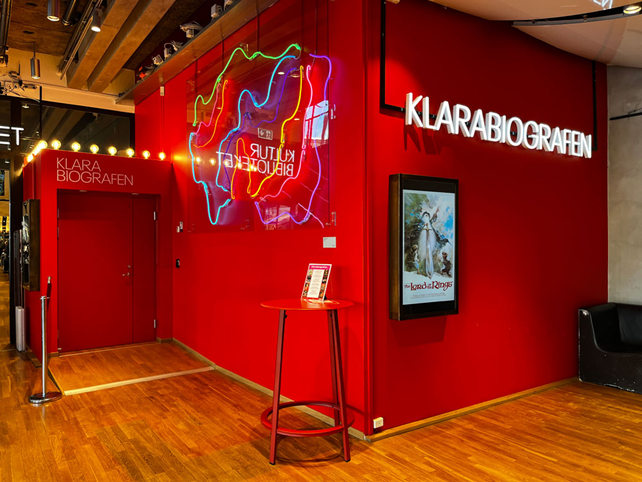 Mini Concert Ahead of BTS Film Screening